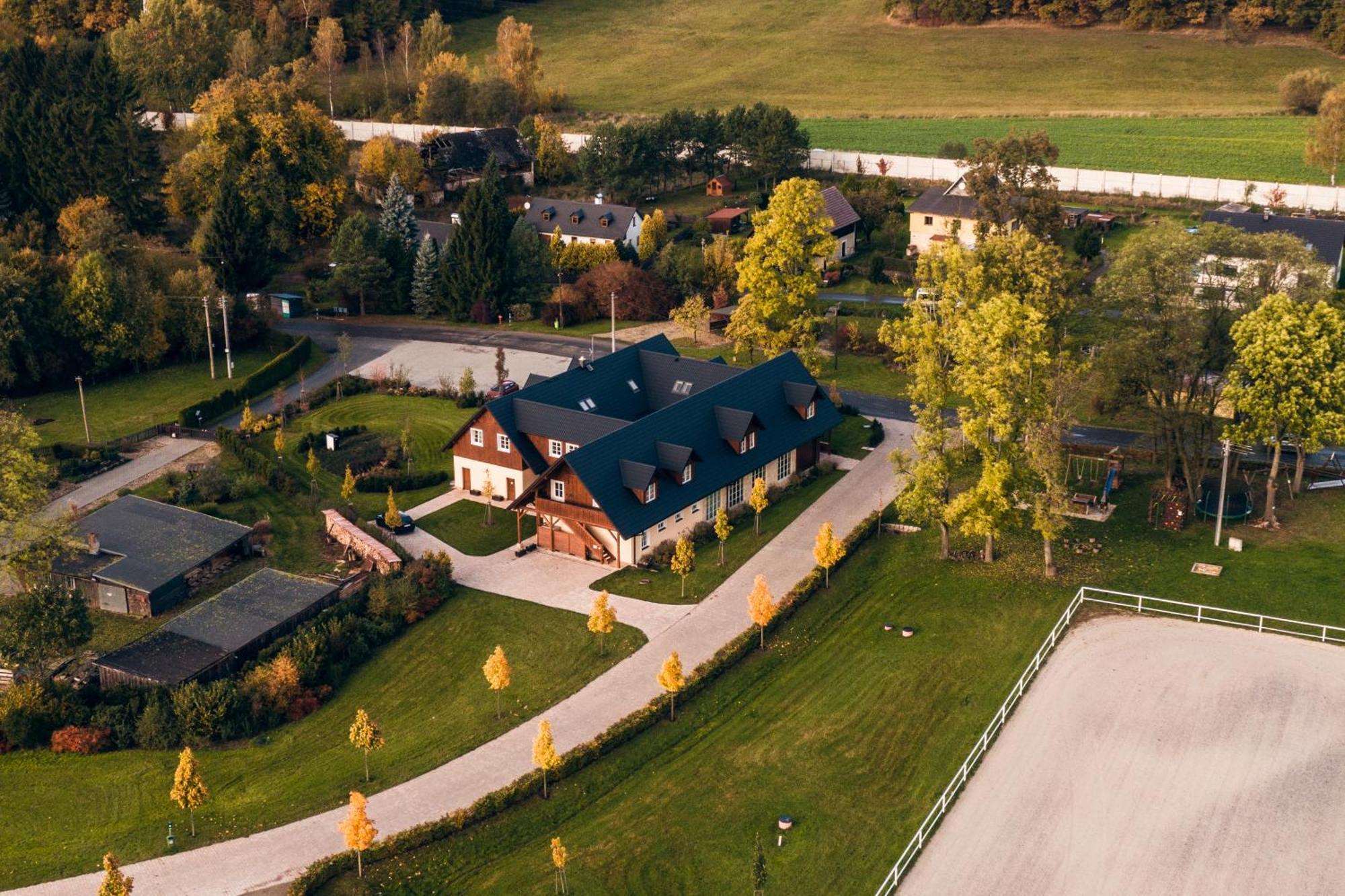 Penzion Pivnice - Jitravsky Dvorec Rynoltice Exterior photo